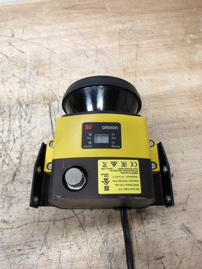 Used OMRON OS32C LASER SCANNER, 24 V, #54248G USED