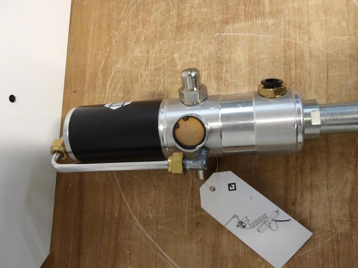 Used NAPA 2074-0576-V3 PNEUMATIC TRANSFER PUMP, #220253G NEW