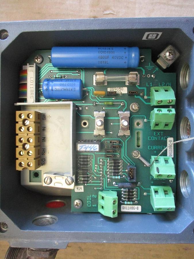 Used FOXBORO 8000-PA10-G MAGNETIC FLOW TRANSMITTER, #71244J USED