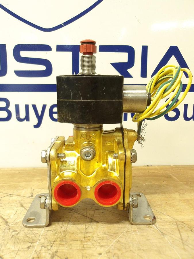 Used ASCO RED HAT 1/2" BRASS SOLENOID VALVE, #611140G NEW
