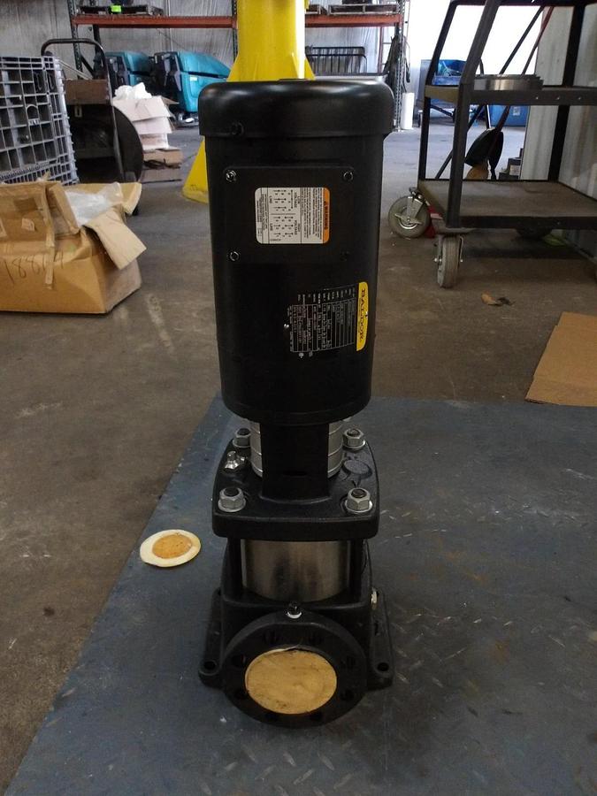Used GRUNDFOS CR8-20-A-G-A-AUUV 2-1/2" PUMP W/ MOTOR, #611900G NEW