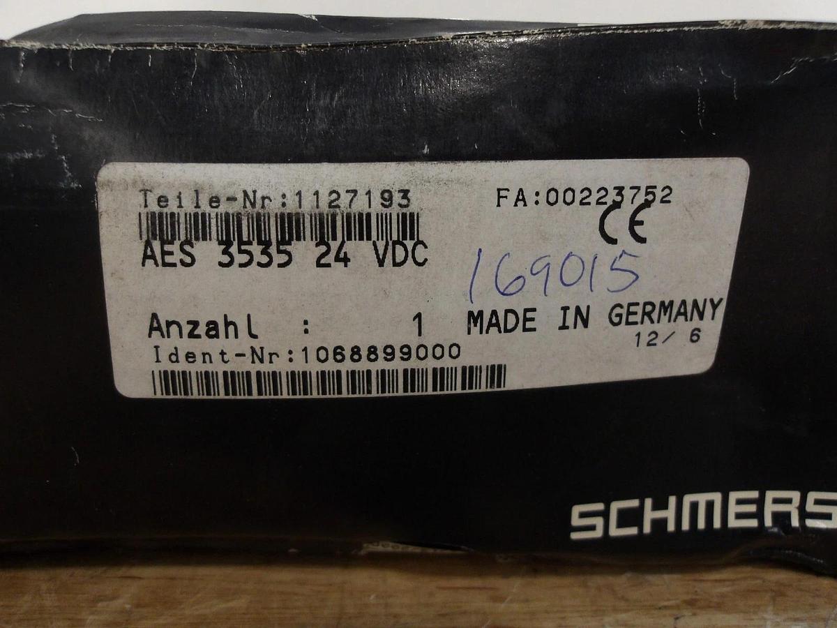 SCHMERSAL AES 3535 24 VDC SAFETY CONTROLLER, #3121140G NIB