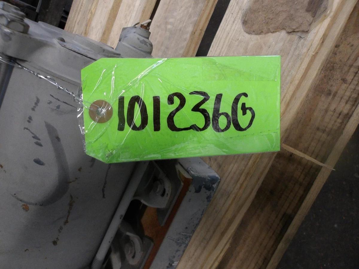 Used WHITEY 8MM FEED PUMP W/ MOTOR, RATIO 7-1/2:1, #101236G USED