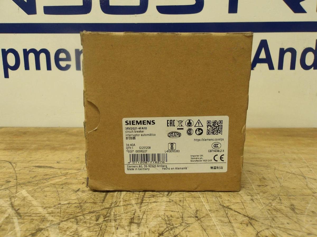 SIEMENS 34/40 AMP BREAKER 230/440 V, #710204G NIB