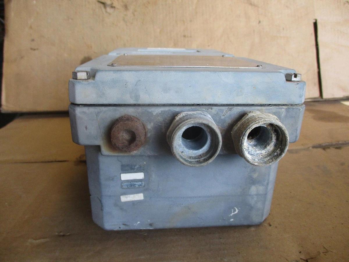 Used FOXBORO 8000 MAGNETIC FLOW TRANSMITTER, #71924J USED