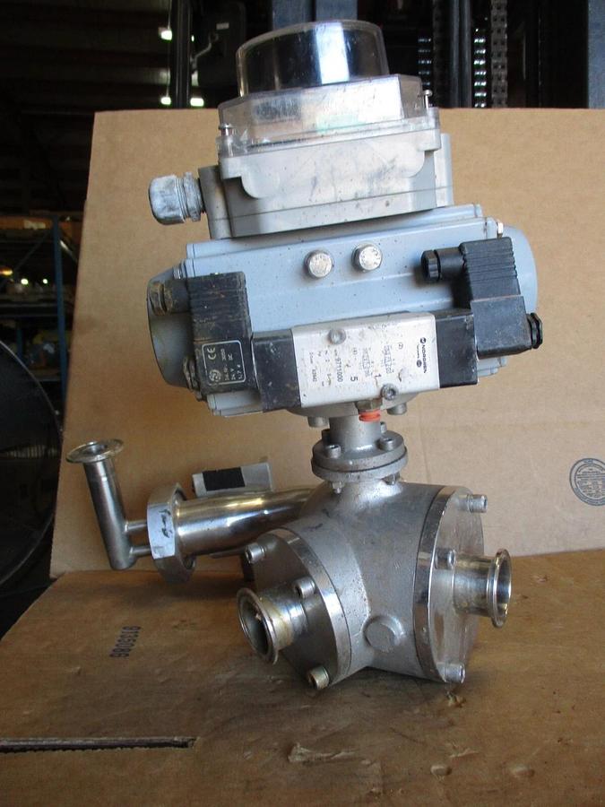 Used HYGIENIC PIGGABLE 3-WAY STAINLESS 1-1/2" DIVERTER VALVE W/ ACTUATOR, #971026J