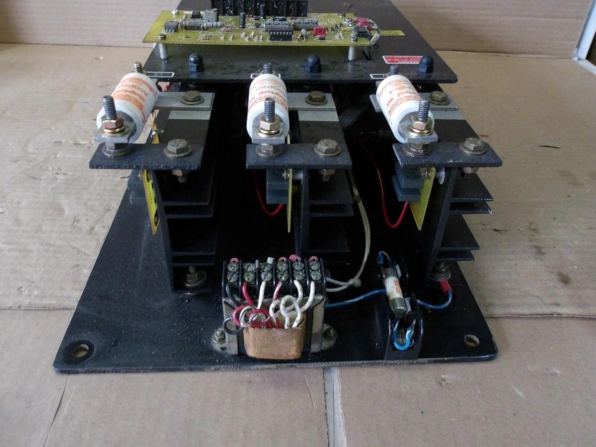 Used PAYNE ENGINEERING 18EM6-4-80P POWER CONTROLLER 80 AMP, #9121035G USED