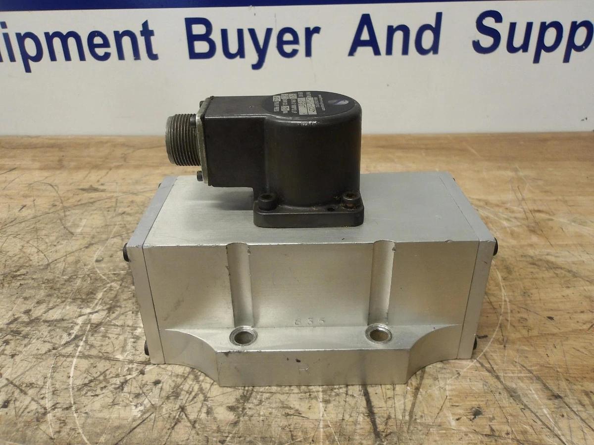 Used ATCHLEY 242-105 SERVO VALVE, #825947G USED