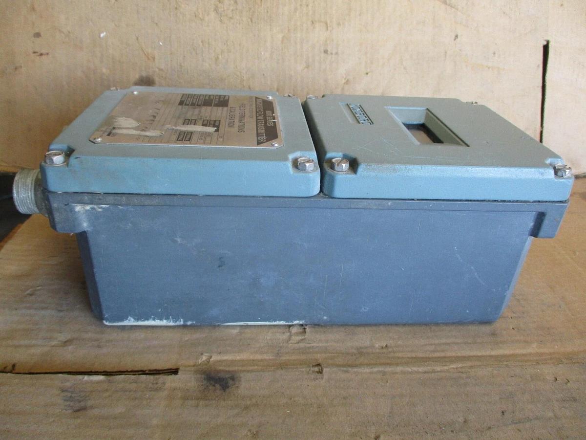 Used FOXBORO 8000-PA10-G MAGNETIC FLOW TRANSMITTER, #71330J USED