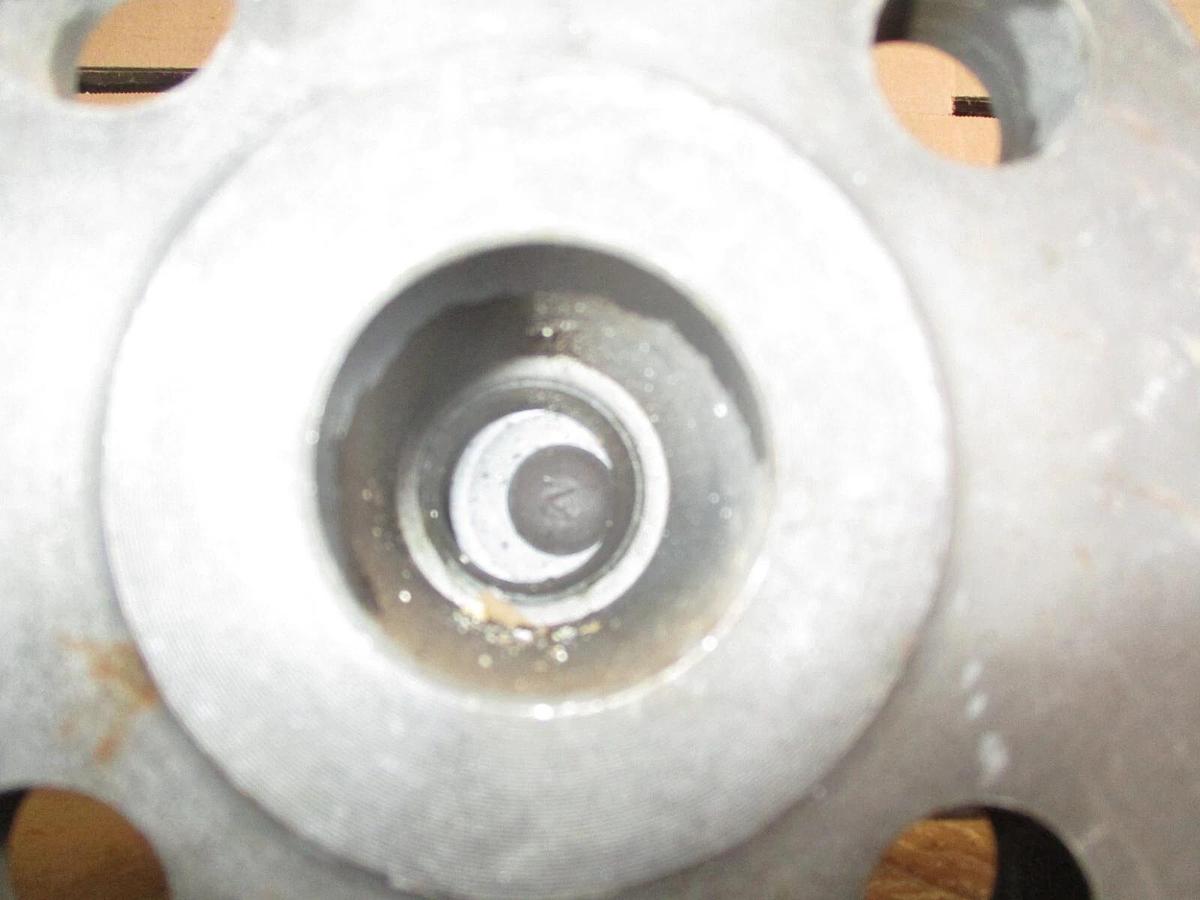 Used VOGT 1-1/2" IRON GATE VALVE, #68901J NEW