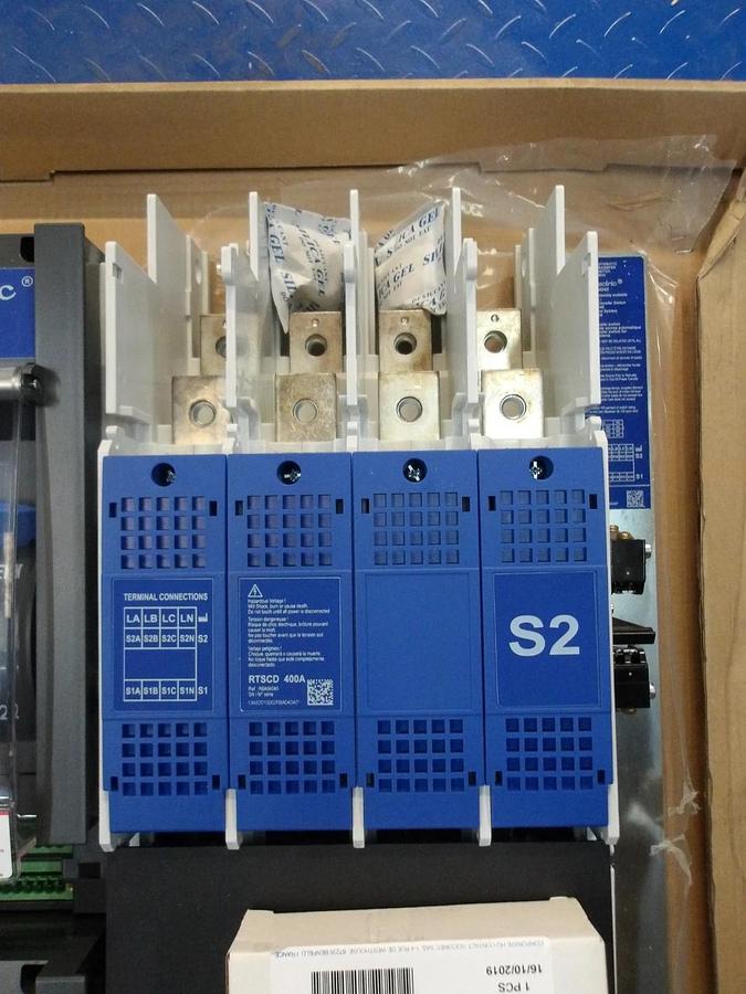 Used RUSSELECTRIC RTSCD TRANSFER SWITC R6A04040, 400 AMP, #122845G NEW