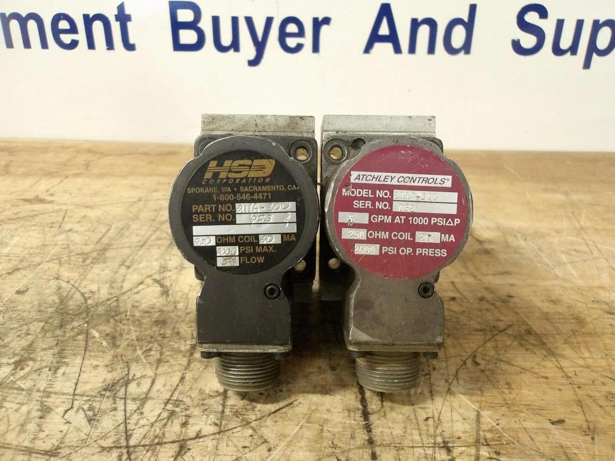 Used ATCHLEY 211A-300 SERVO VALVE (LOT OF 2) #815940G PARTS ONLY