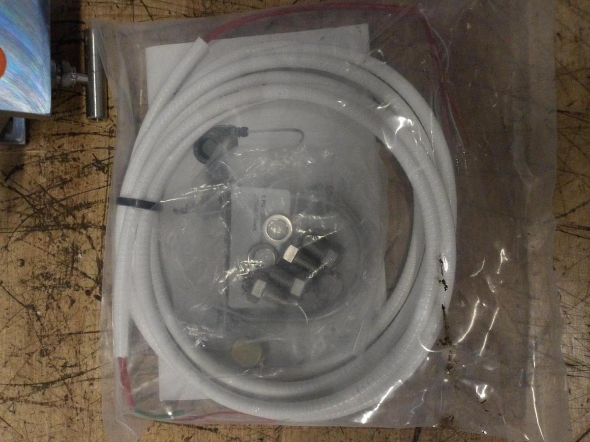 Used ROSEMOUNT 3051 PRESSURE TRANSMITTER, #11261050G NEW