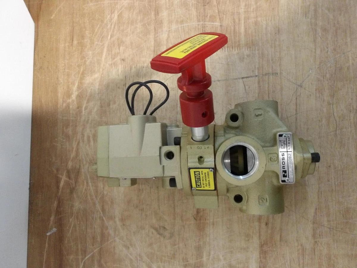 ROSS 2773A6082 3-WAY PNEUMATIC SOLENOID VALVE 1", #320907G NEW