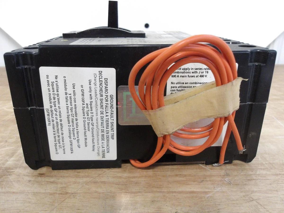 SQUARE D FHL36040G 40 AMP BREAKER, #2261009G NIB
