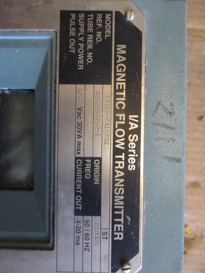 Used FOXBORO IMT20 MAGNETIC FLOW TRANSMITTER, #71151J USED