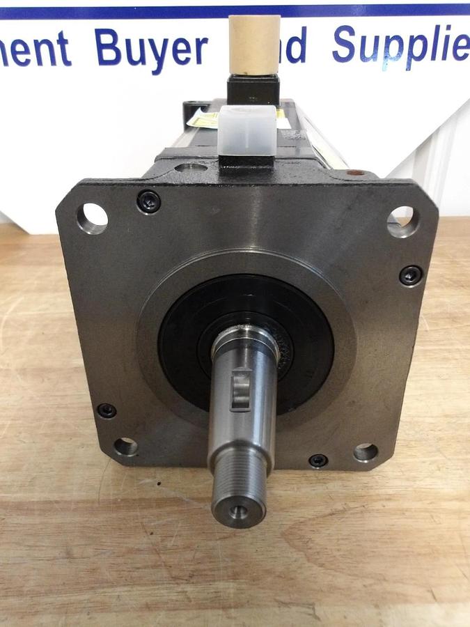 Used FANUC AIS 40/4000 AC SERVO MOTOR A06B-0272-B605 5000, #327936G NEW