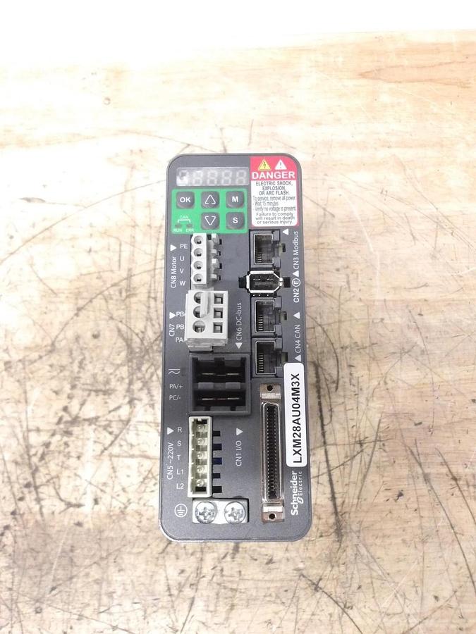 Used SCHNEIDER LXM28AU04M3X MOTION SERVO CONTROLLER, #33813G USED