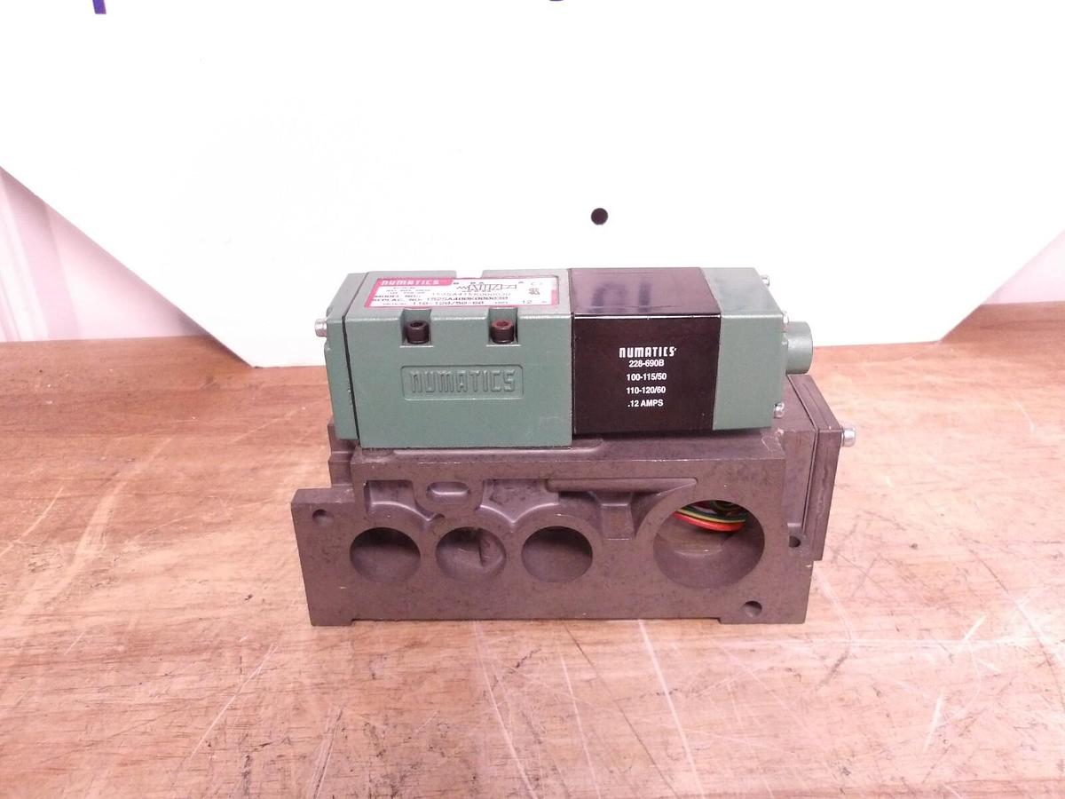 Used NUMATICS 153SA415K000030 PNEUMATIC SOLENOID VALVE, #62830G NEW