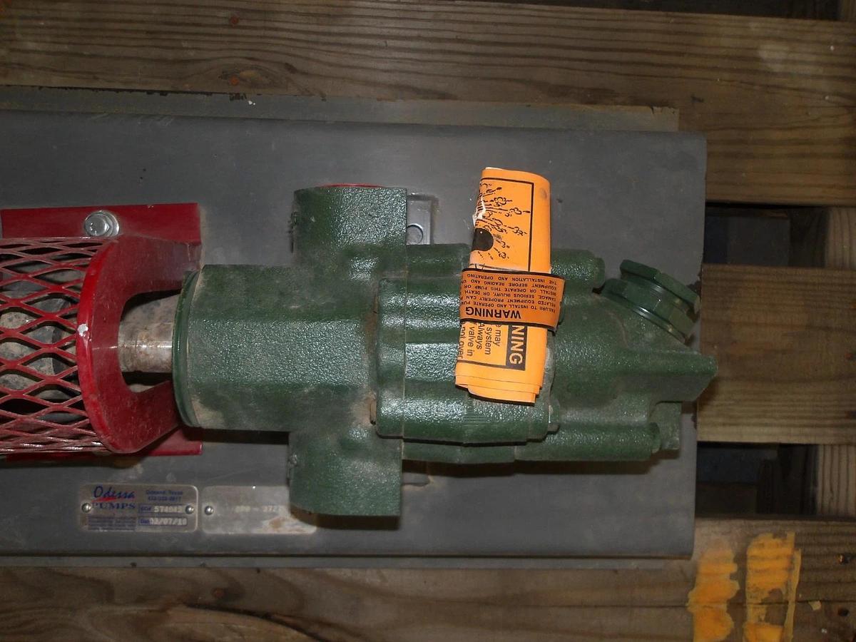 Used ROPER 1-1/2" PUMP W/ 5 HP MOTOR, #1111239GJW NEW