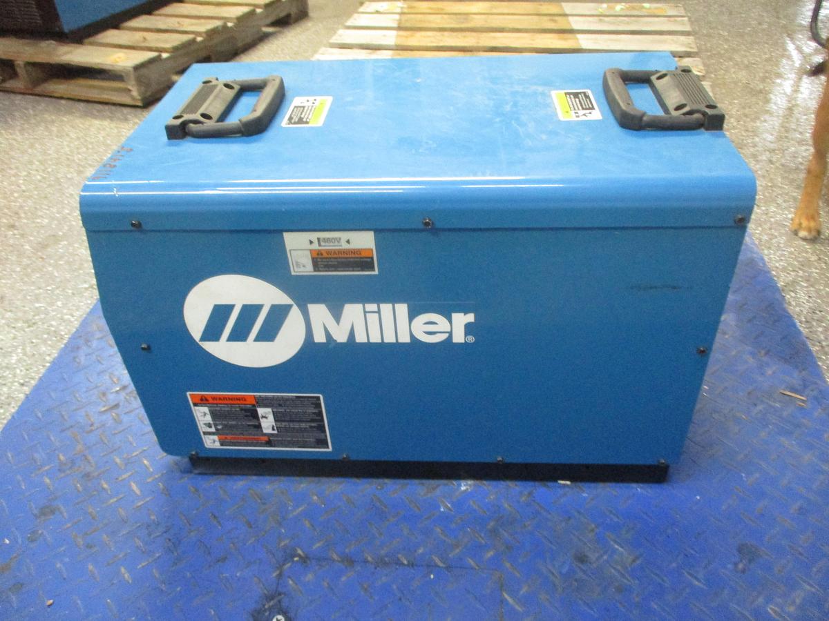 Used MILLER XMT 456 CC/CV DC INVERTER ARC WELDER