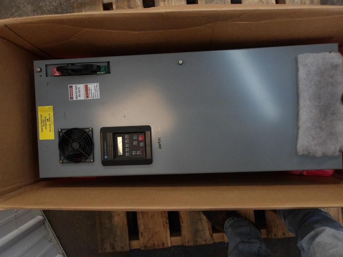 Used ALLEN BRADLEY 1336F CENTERLINE BUCKET W/ 5 HP DRIVE, #1030318G USED