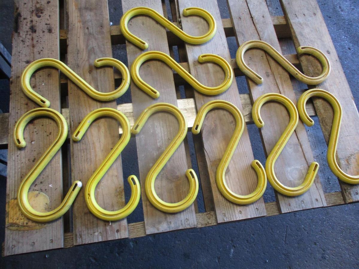 Used INTREPID INDUSTRIES 12" YELLOW S HOOKS (LOT OF 10) #6241027J USED