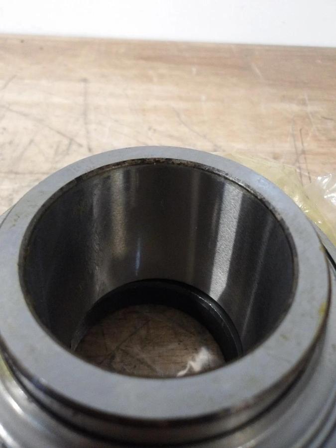 Used TIMKEN G1115KRRB+C0LAG BEARING INSERT 1-15/16" BORE, #812238G NEW