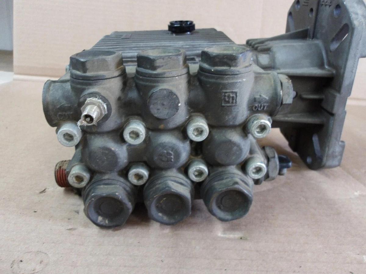 Used GENERAL TRI-PLEX EZ3040 PUMP, #10241045G PARTS ONLY