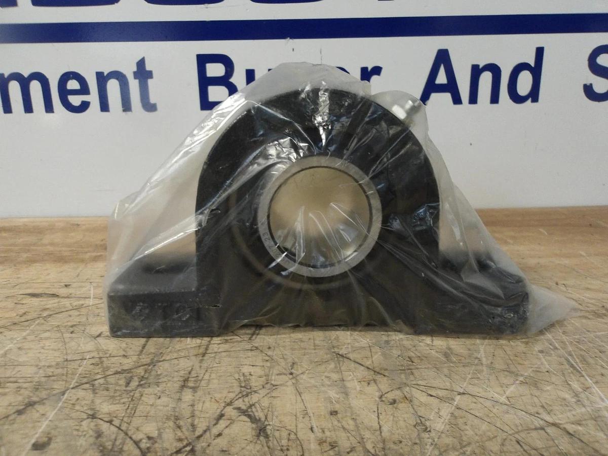 IPTCI UCP207-23 PILLOW BLOCK BEARING 1-7/16" BORE, #728304G NIB