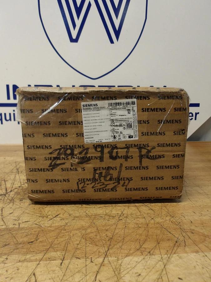 Used SIEMENS 800 AMP BREAKER SENTRON 3VA6580-5HN32-0AA0, #1125250G NEW