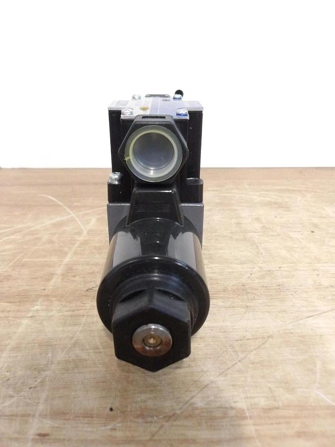 Used TOKIMEC DG4VC-3-0C-M-PS2-H-7-54 HYDRAULIC DIRECTIONAL CONTROL VALVE, #331043G