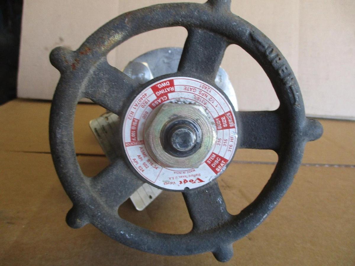 Used VOGT 1-1/2" STAINLESS GATE VALVE, #67306J NEW