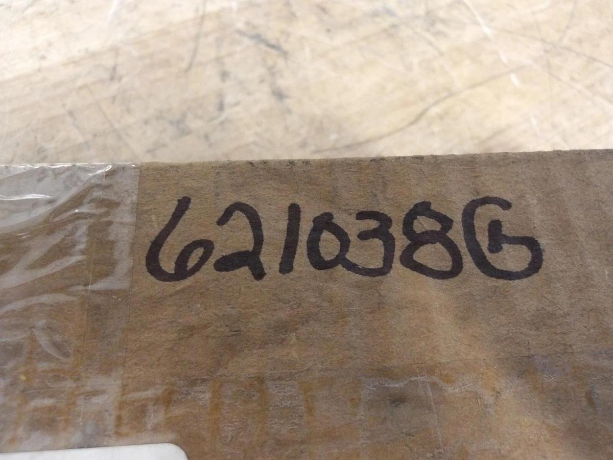 PARKER B521BAE49C PNEUMATIC SOLENOID VALVE 1/4", 24 VDC, #621038G NIB