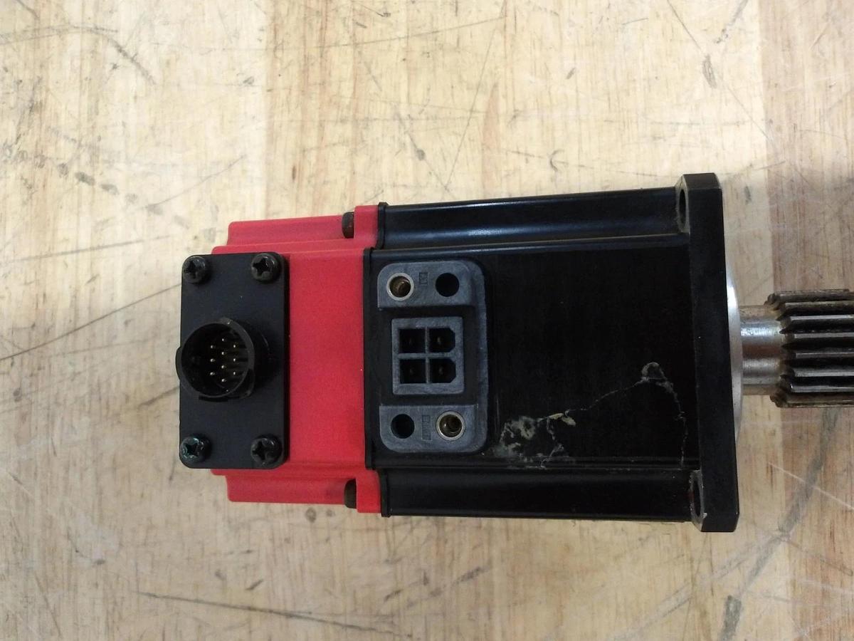 Used FANUC A06B-0115-B075 0008 AC SERVO MOTOR, 4000 RPM, #616226G USED