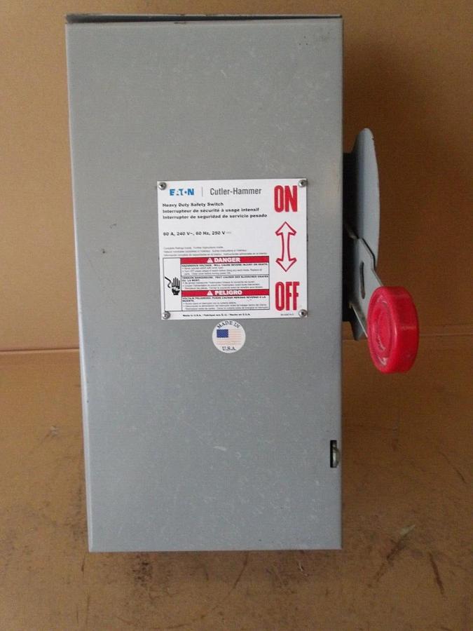 Used EATON CUTLER HAMMER 60 AMP SAFETY SWITCH DH322FRK, #620305G USED