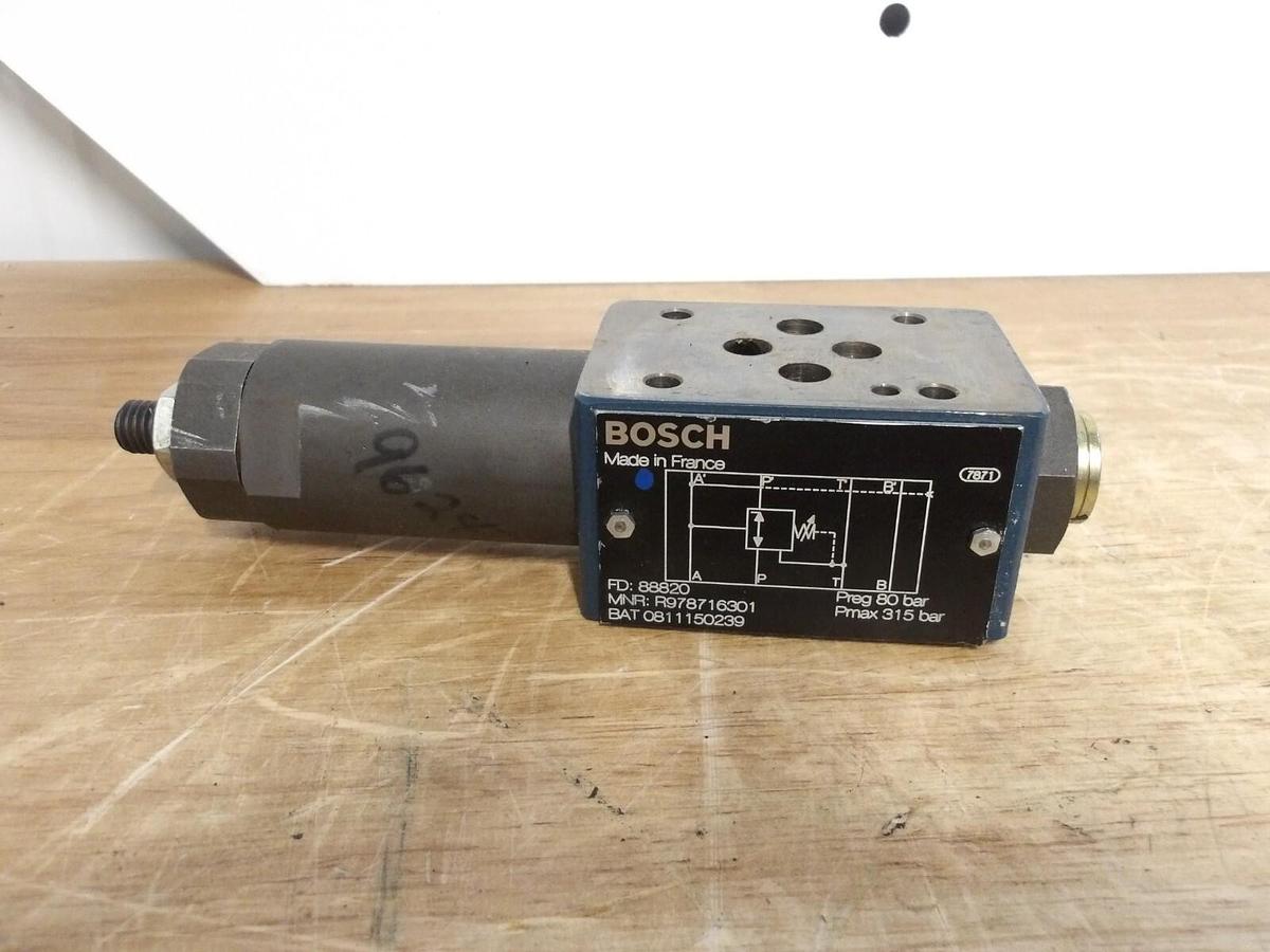 Used BOSCH R978716301/88820 HYDRAULIC CONTROL VALVE, #331030G NEW