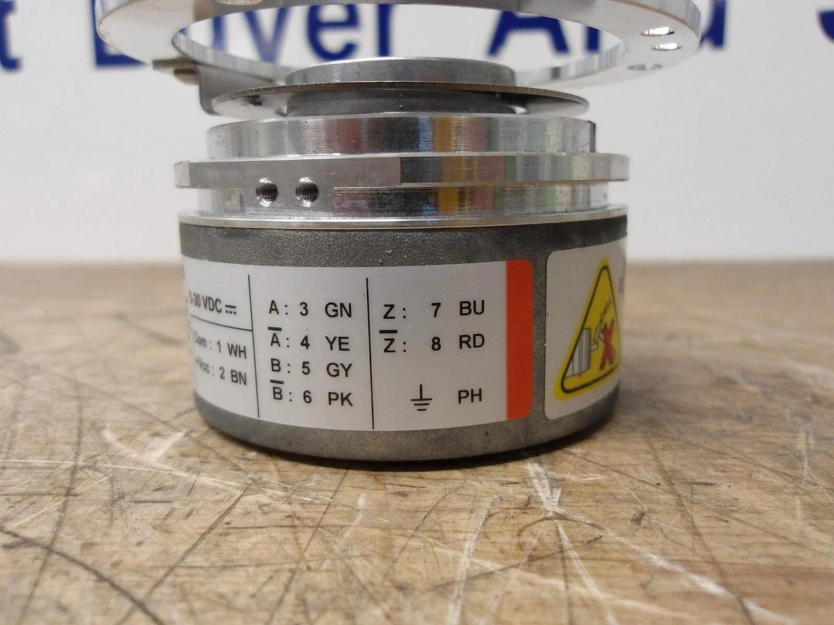 Used TURCK - KUBLER T8.5820.4UCC.0100 ROTARY ENCODER, #12301027GJW NEW