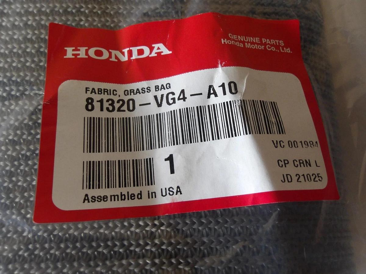 Used HONDA 81320-VG4-A10 FABRIC GRASS BAG, #725115G NEW