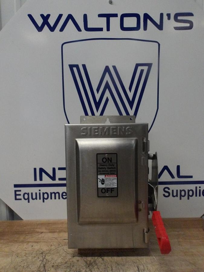 Used SIEMENS 30 AMP S/S SAFETY SWITCH 600/250 V, #716842G NEW