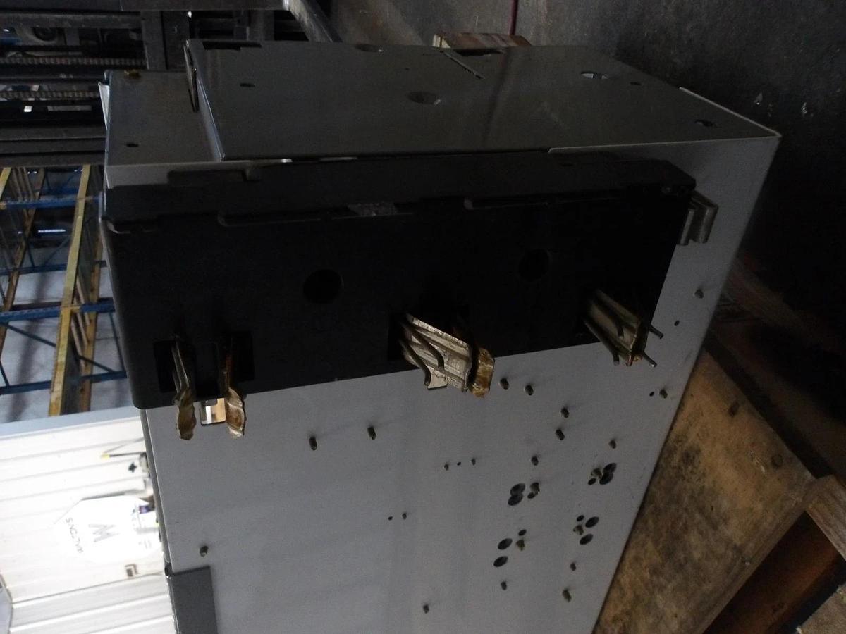 Used ALLEN BRADLEY 1336F CENTERLINE BUCKET W/ 5 HP DRIVE, #1029130G USED