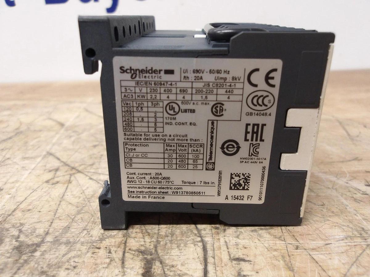 Used SCHNEIDER ELECTRIC LC2K09 REVERSING CONTACTOR 110 V, #41151G USED