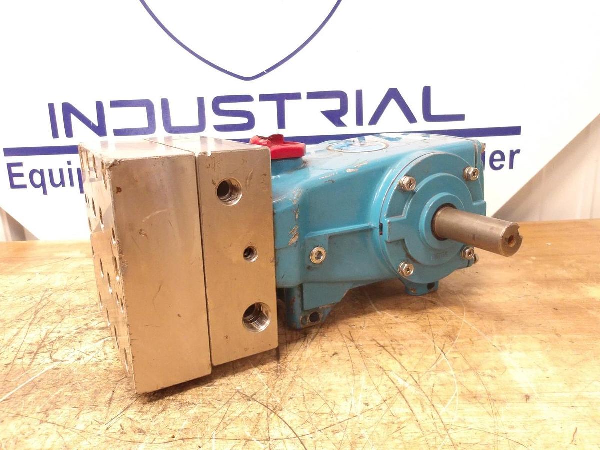 Used CAT TRI-PLEX PUMP (S/S HEAD) #261017G PARTS ONLY