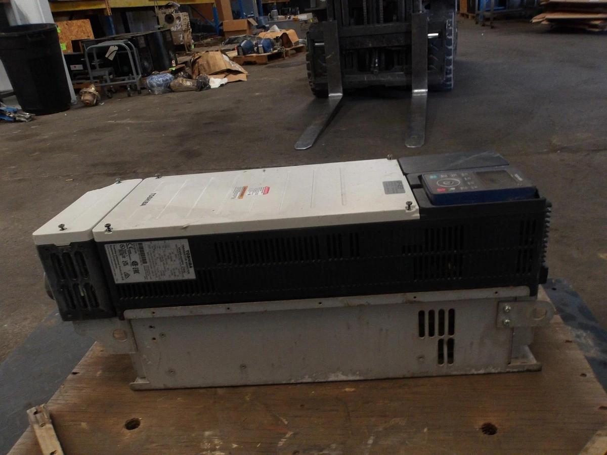 Used TOSHIBA VFAS3-4220PC DRIVE, 35 KVA, 30 HP, #7231151G PARTS ONLY