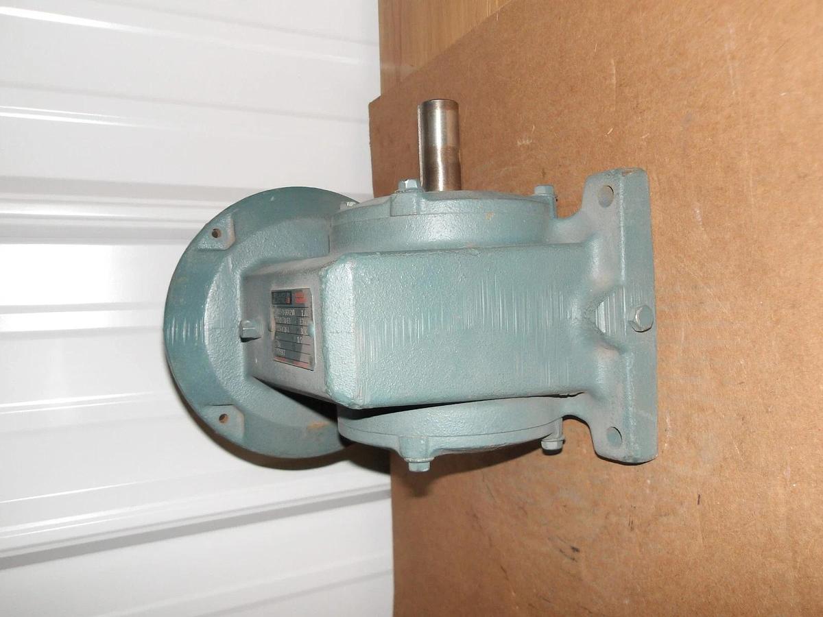 Used RELIANCE 1/2 HP MASTER XL SPEED REDUCER, RATIO 30:1, #1201042G NEW