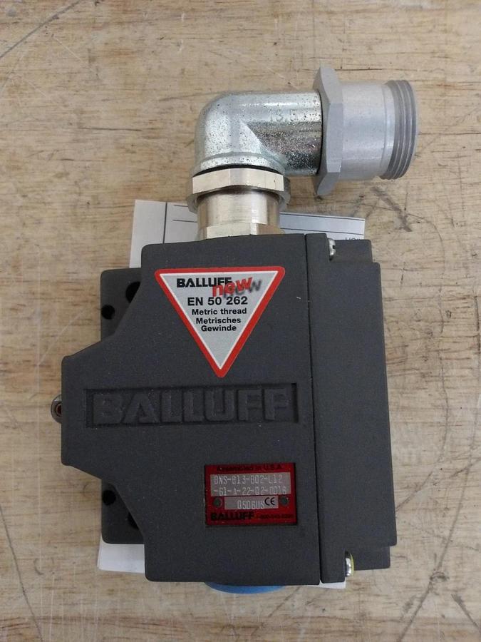 BALLUFF BNS-813-102-L12-61-A-22-02-D016 LIMIT SWITCH, #429300G NIB