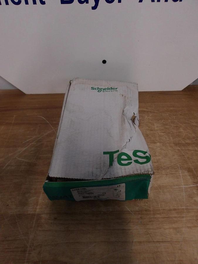 SCHNEIDER LU2B12BL REVERSING POWER BASE 12 A, 24 V, #226927G NIB