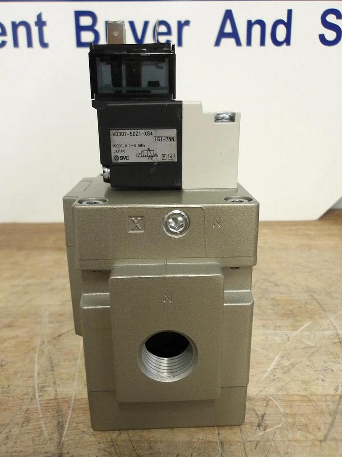 Used SMC VG342-5DZ-04NB SOLENOID VALVE 3/4", #530306G NEW