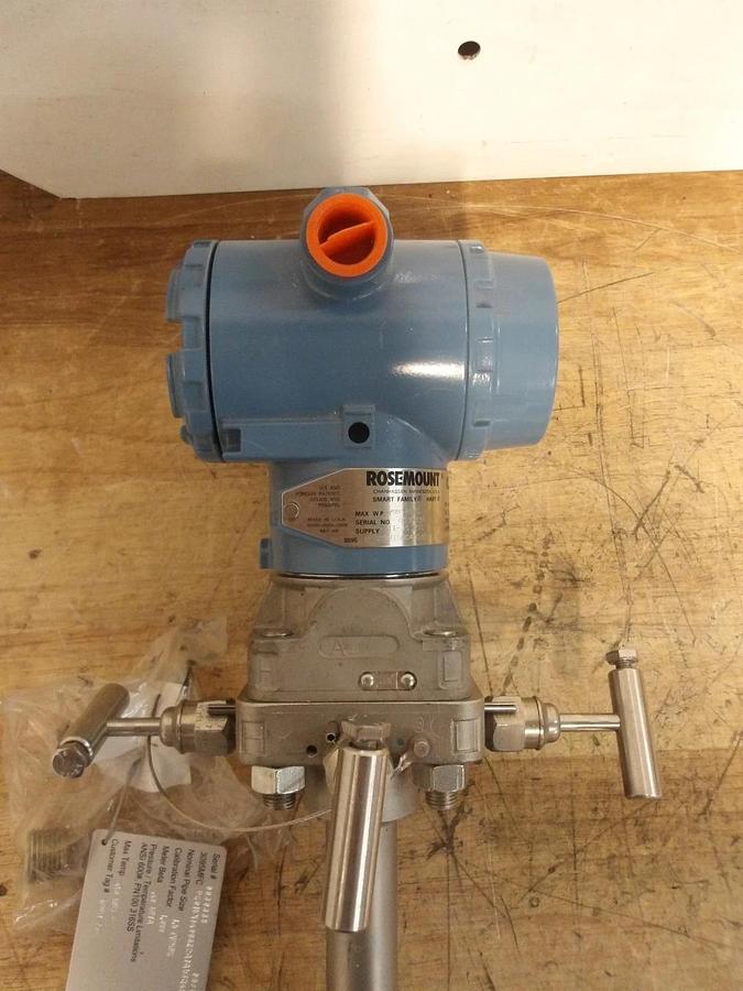 Used ROSEMOUNT 3095MFC ORIFICE FLOW METER 1-1/2", #828810G NEW