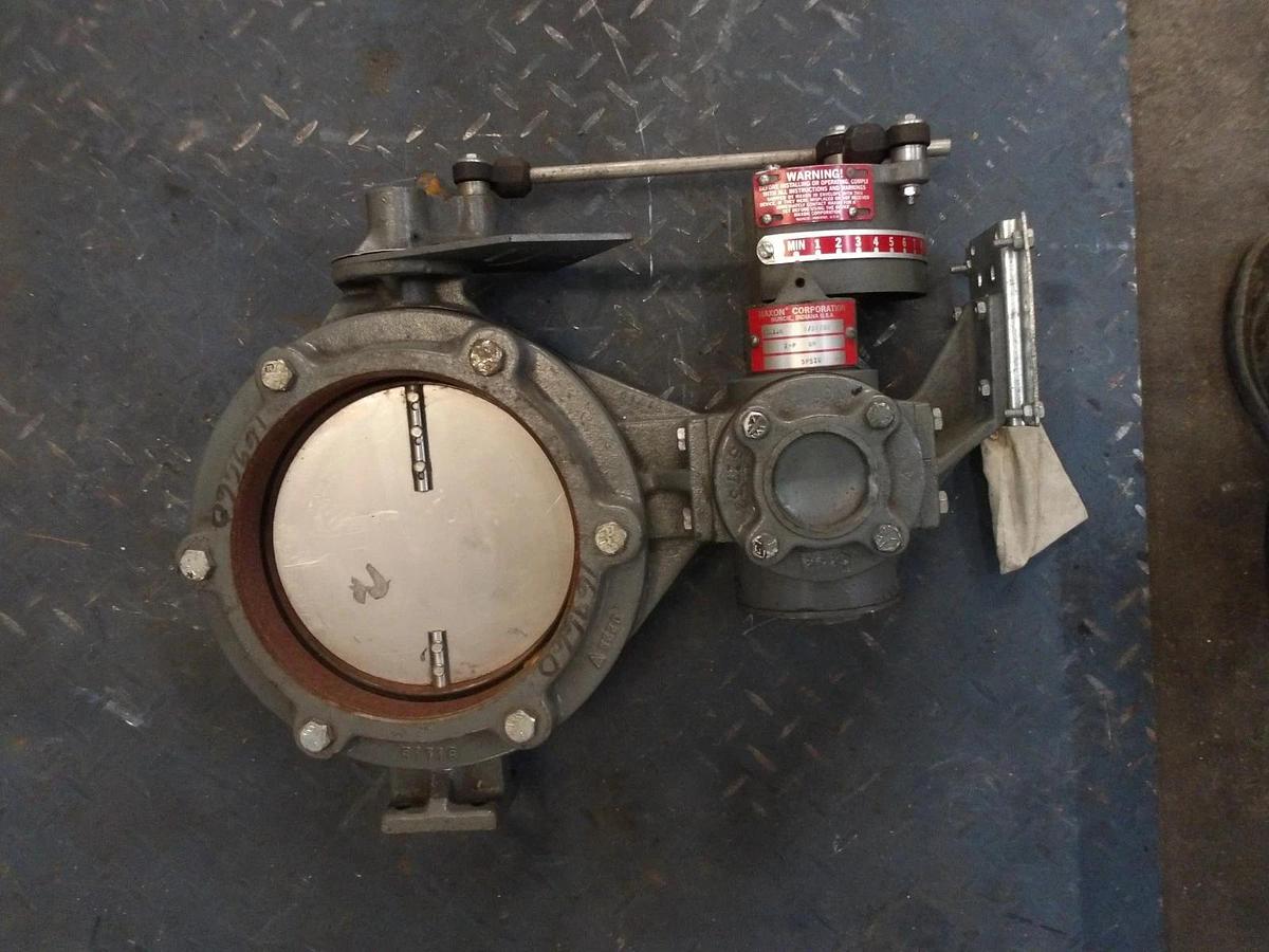 Used MAXON 8" BUTTERFLY VALVE 2-P 8M/733116, #620900G NEW